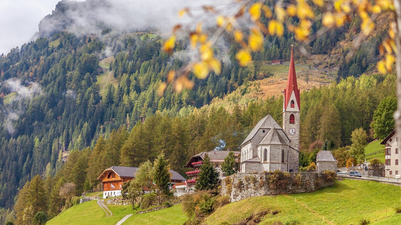 autunno_riva_di_tures_shutterstock