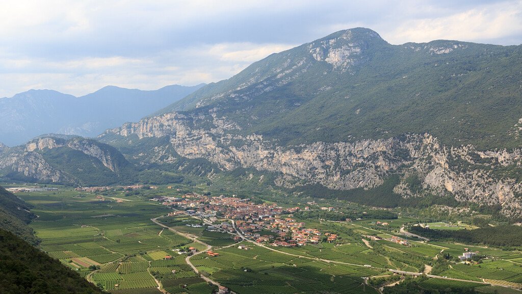 Lago di Garda Trentino: surf, mountain bike ed arrampicate
