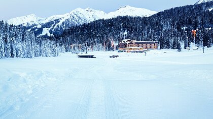 inverno_rifugio_lago_nambino_andreas_tamanini