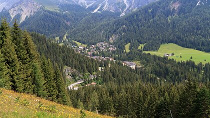 sciatore_salto_san_martino_castrozza_shutterstock