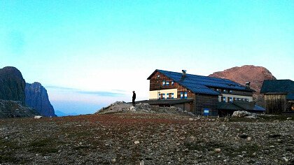 sciare_dolomiti_pale_san_martino_san_martino_di_castrozza_pixabay_fabiodisconzi