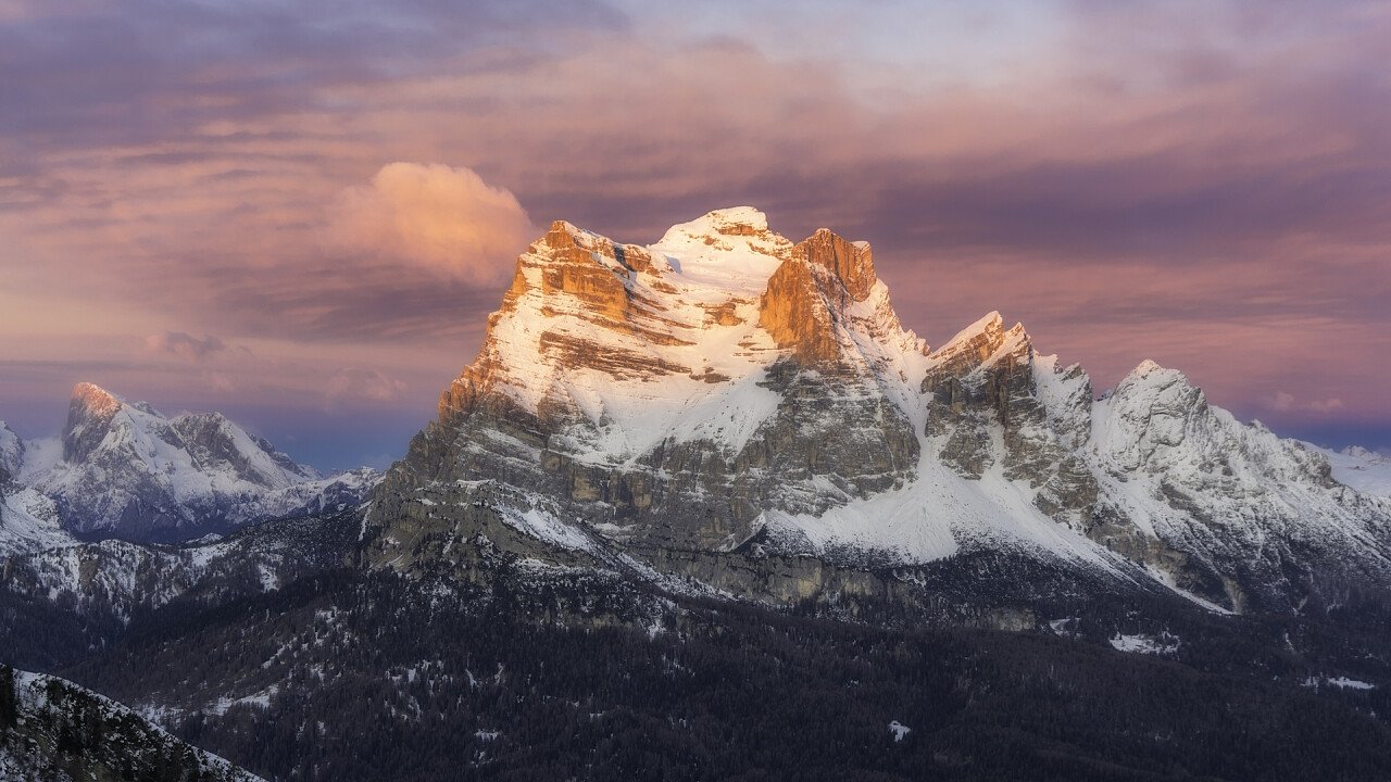 Monte Pelmo innevato