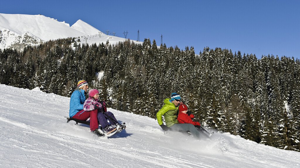 Avelengo: escursioni a cavallo e sci