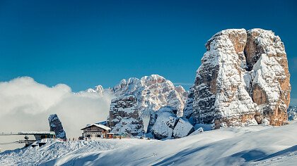 Skiers - Averau 5 Torri - Cortina