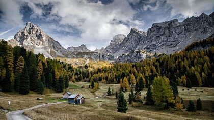 sciare_a_madonna_di_campiglio_shutterstock