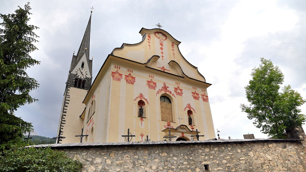 chiesa_badia_dreamstime_salvatore_conte