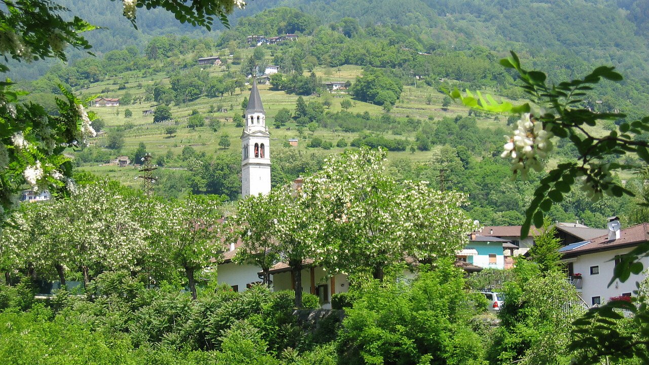La verdeggiante natura della Valsugana in Trentino