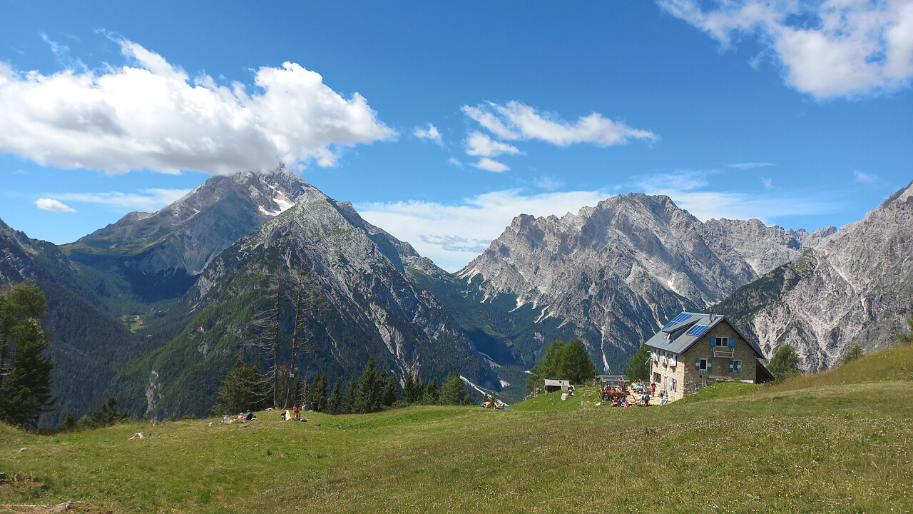 Rifugio Chiggiato e le Marmarole