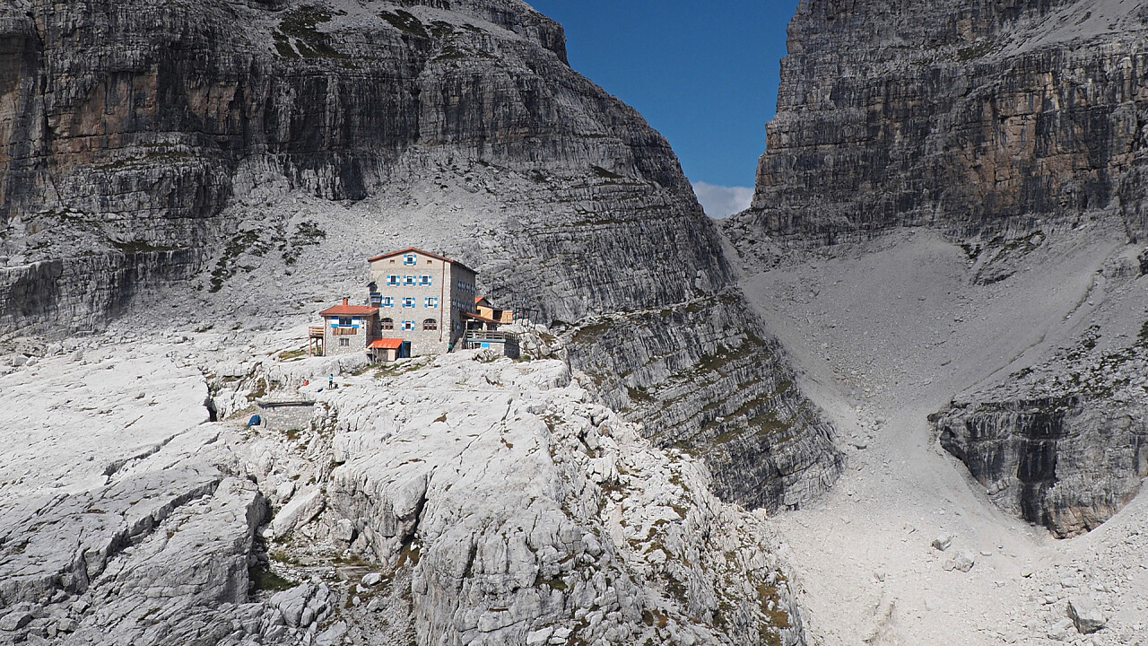 dolomiti_e_rifugio_pedrotti_andreas_tamanini