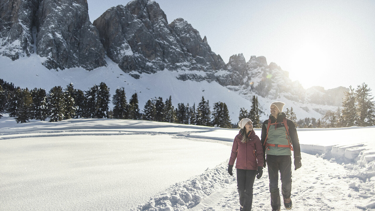 Coppia escursioni inverno Val di Funes