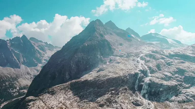 rifugio_mandrone_città_di_trento_spiazzo_cristina_gottardi_unsplash