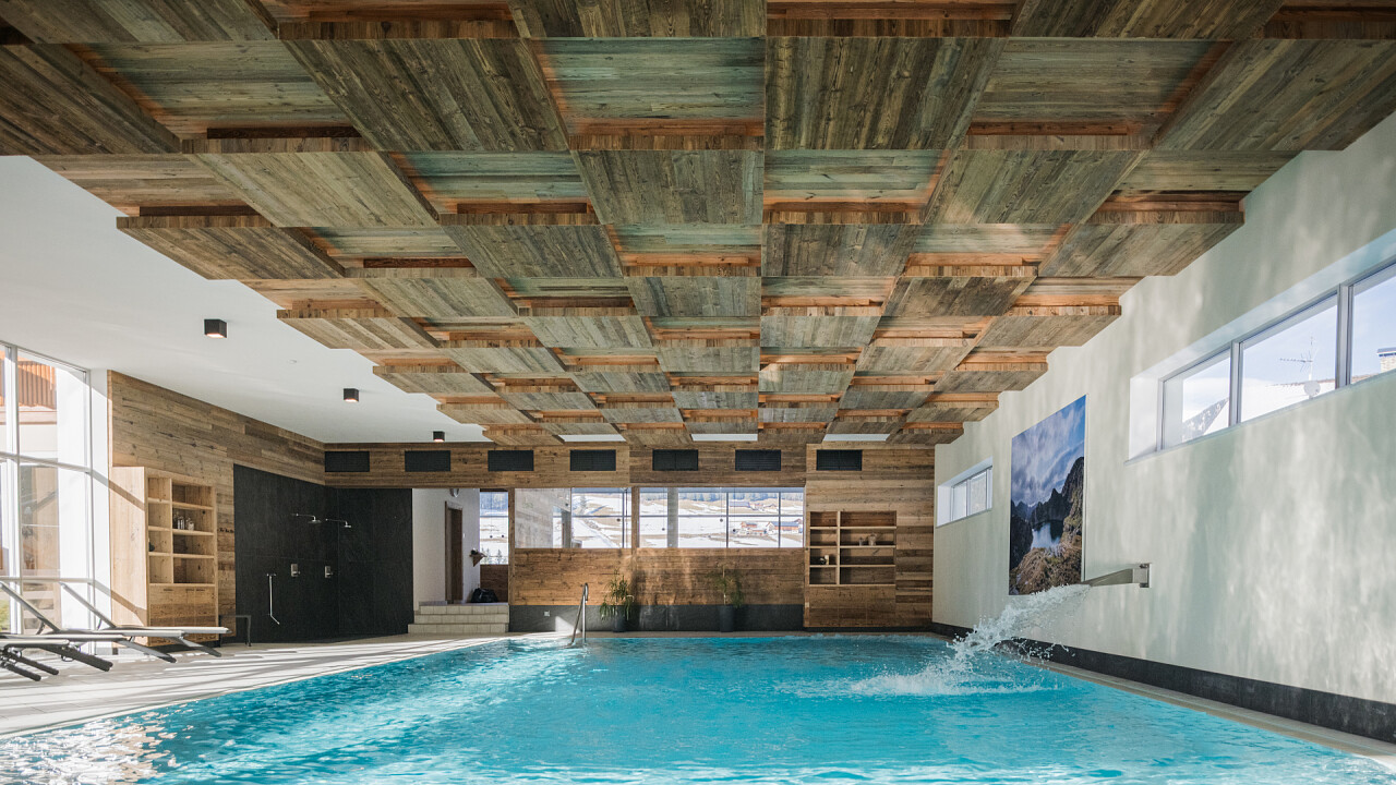 Piscina interna Alpine Nature Hotel Stoll