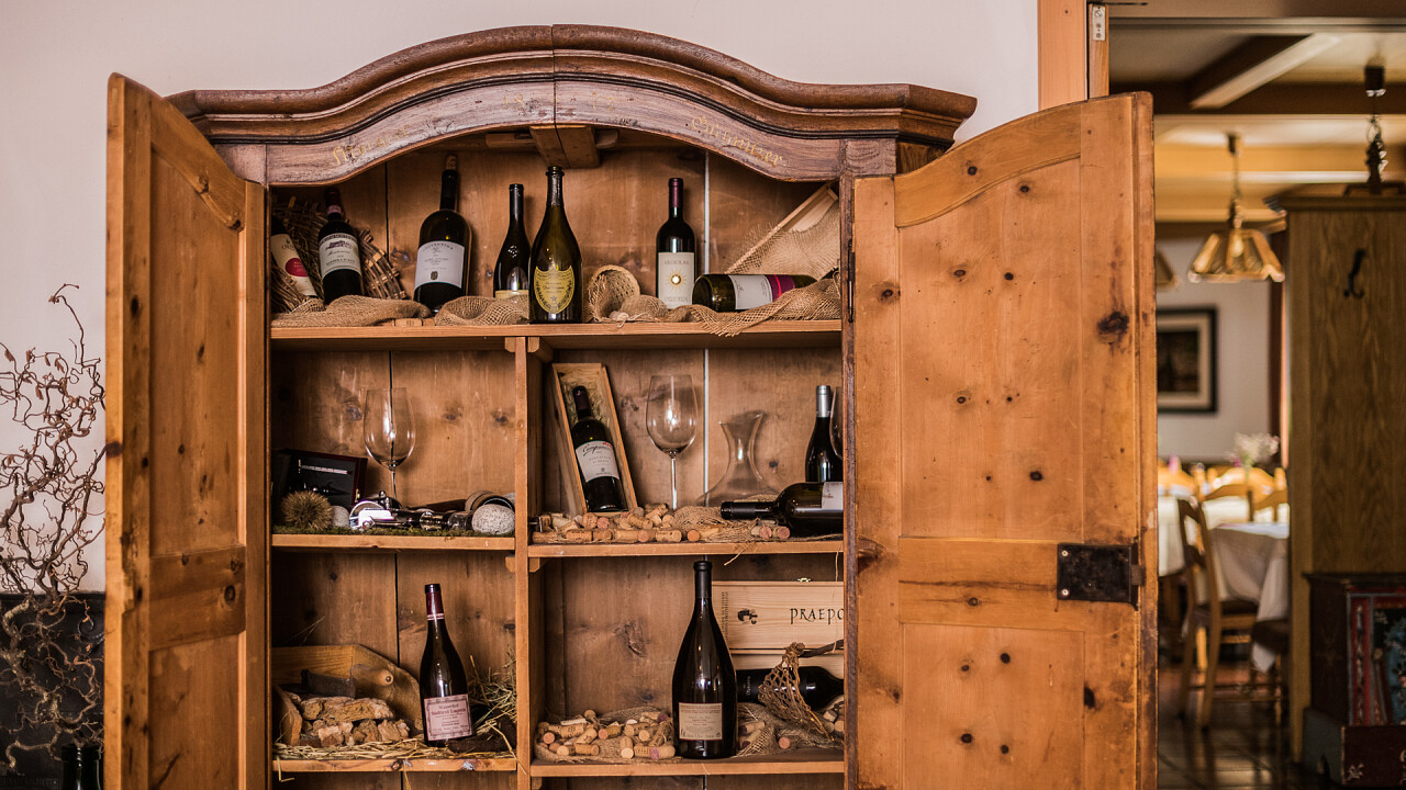 cantina vini Wirtshaushotel Alpenrose