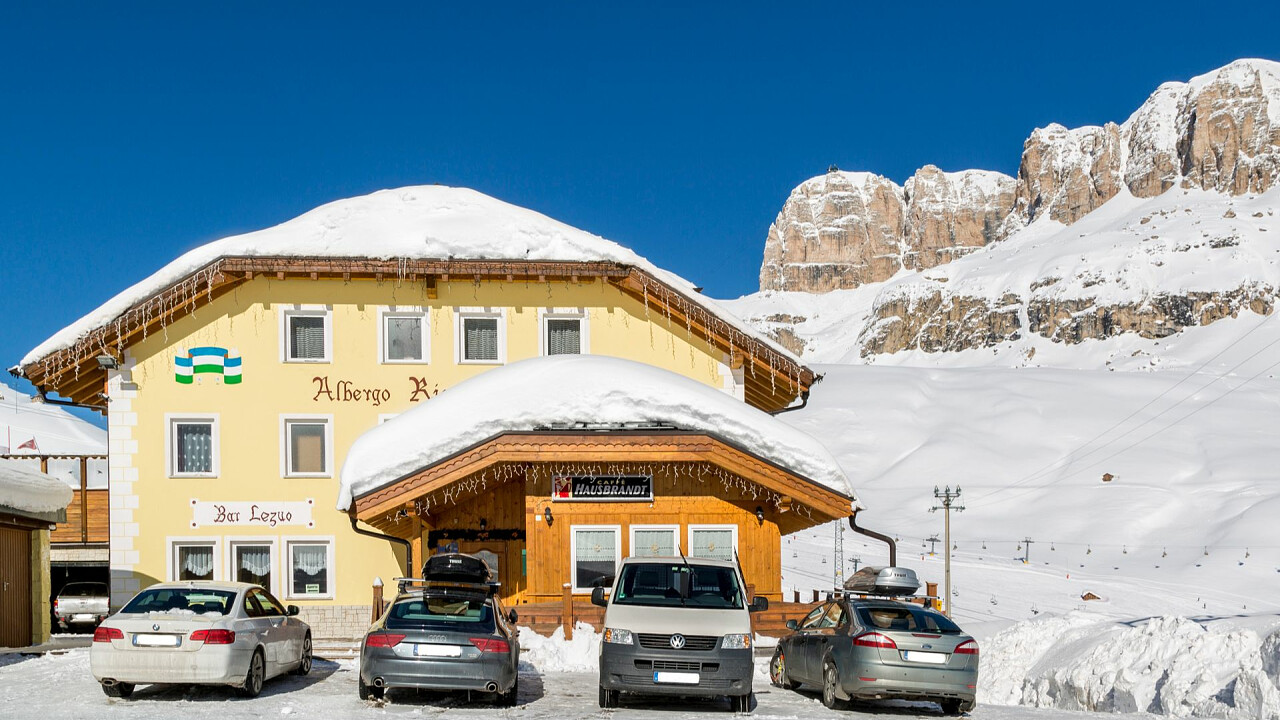 Struttura esterna inverno 1 - Albergo Ristoro Lezuo