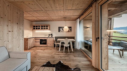 Struttura esterna inverno - Presulis Hideaway Apartments & Restaurant