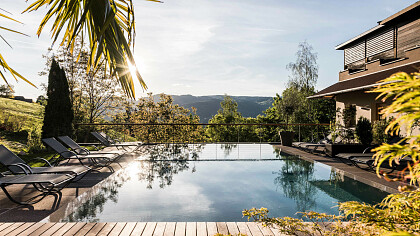 Struttura esterna inverno - Presulis Hideaway Apartments & Restaurant
