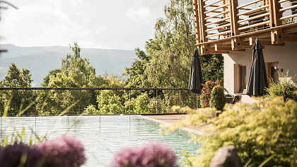 Struttura esterna inverno - Presulis Hideaway Apartments & Restaurant