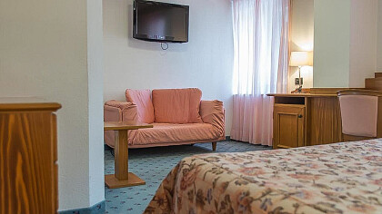 Struttura esterna sera inverno - Hotel Alla Posta