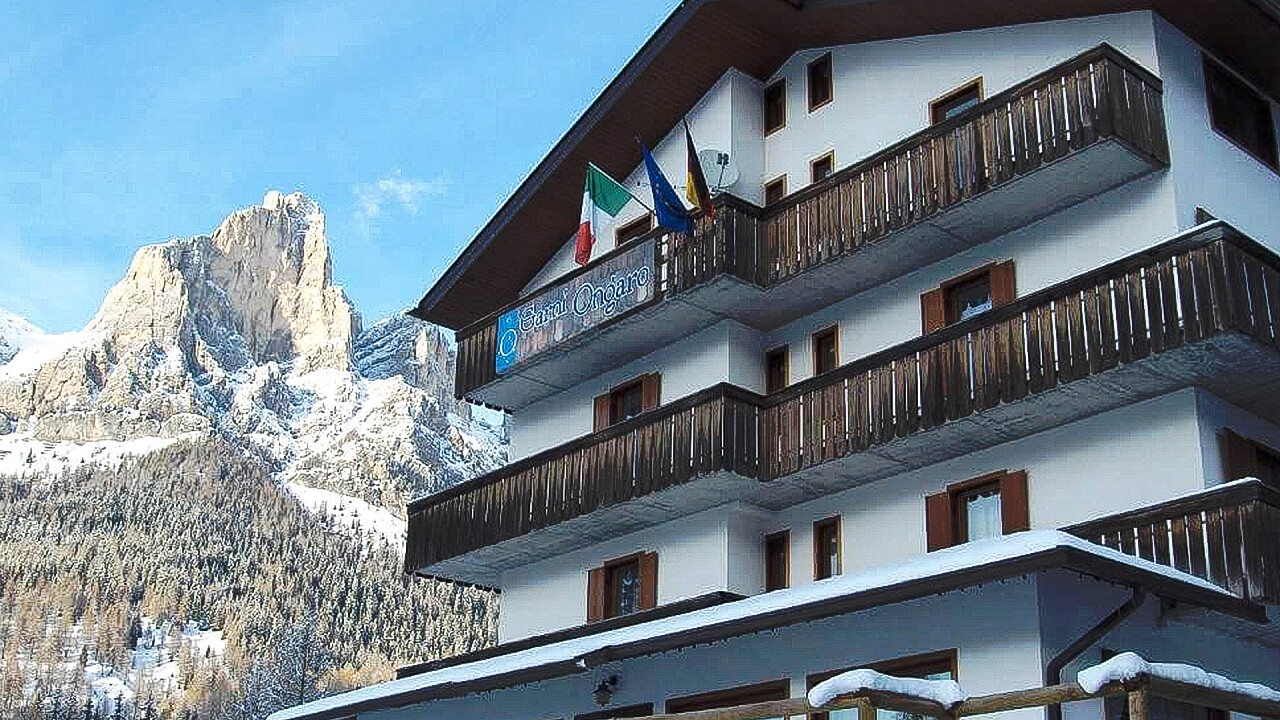 Winter outdoor facility - Garni Ongaro