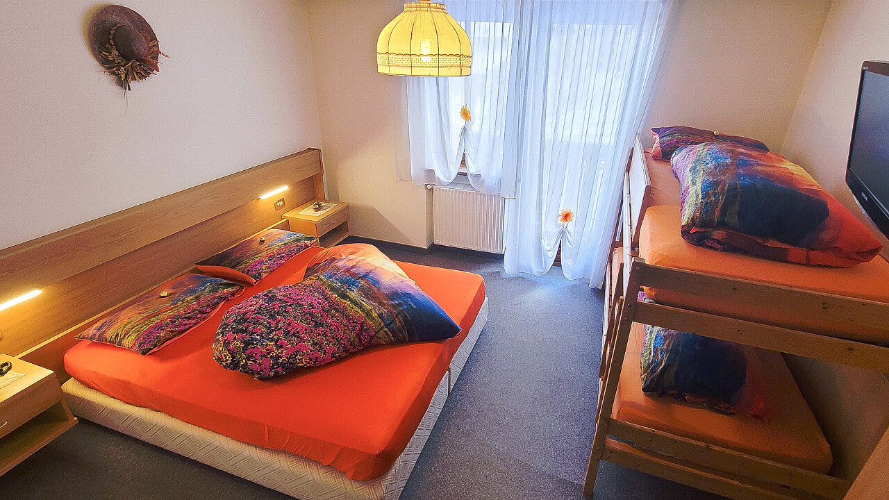 Quadruple room 1 - Garni Ongaro