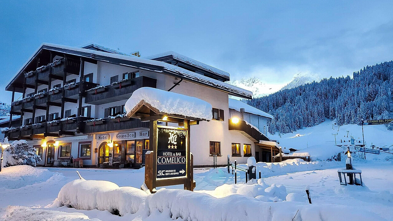 Struttura esterna inverno - Hotel Comelico
