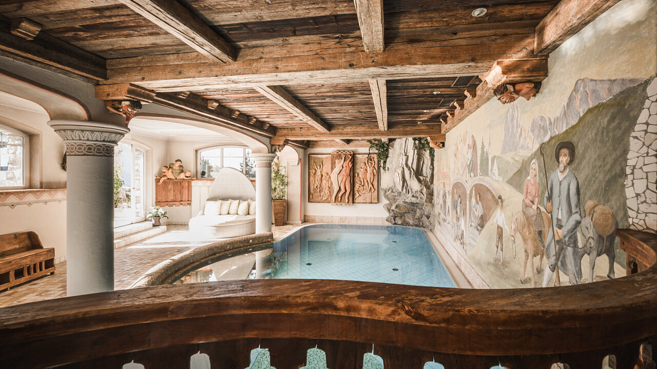 Piscina interna - Hotel Ansitz Jakoberhof