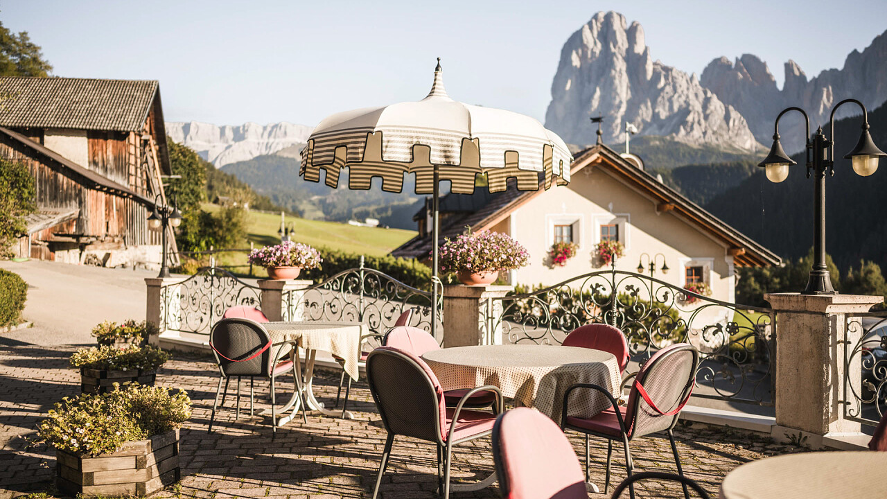 Terrazza - Hotel Ansitz Jakoberhof