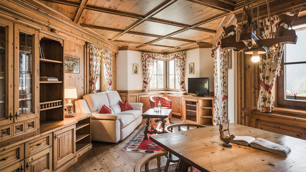 Salotto - Family Suite Sacun - Hotel Ansitz Jakoberhof