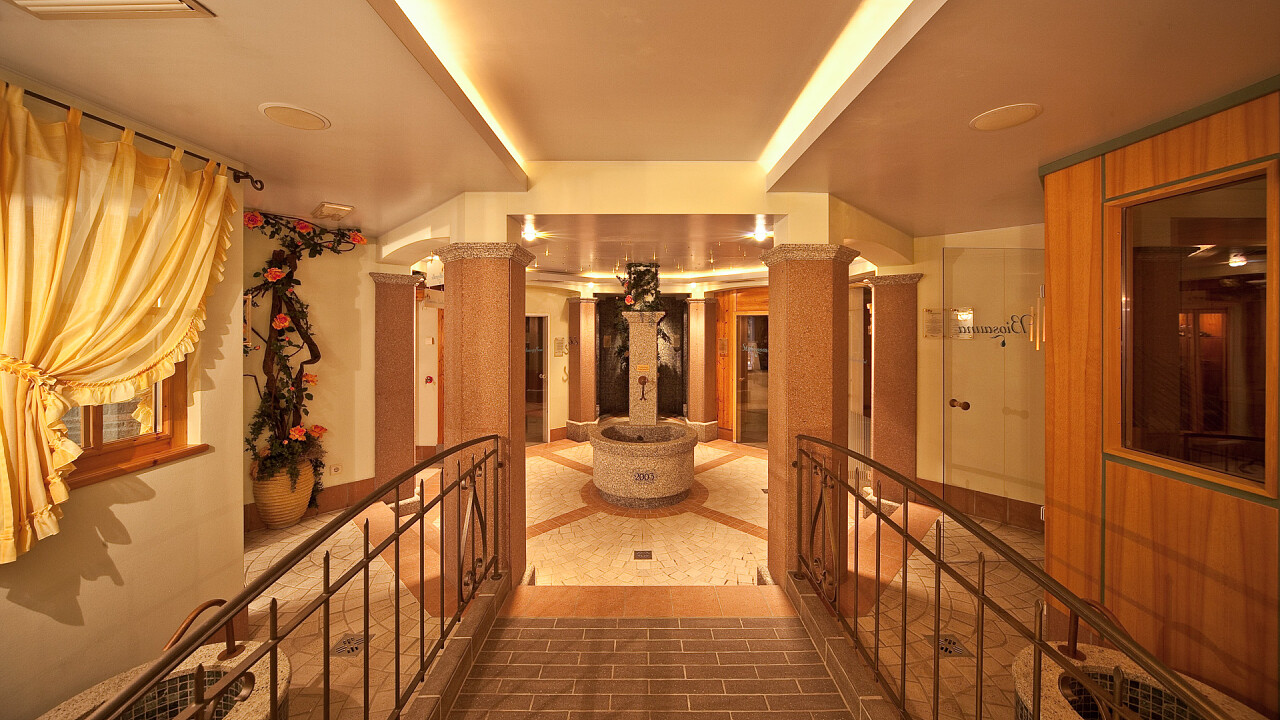 Corridoio saune - Hotel Brunnerhof