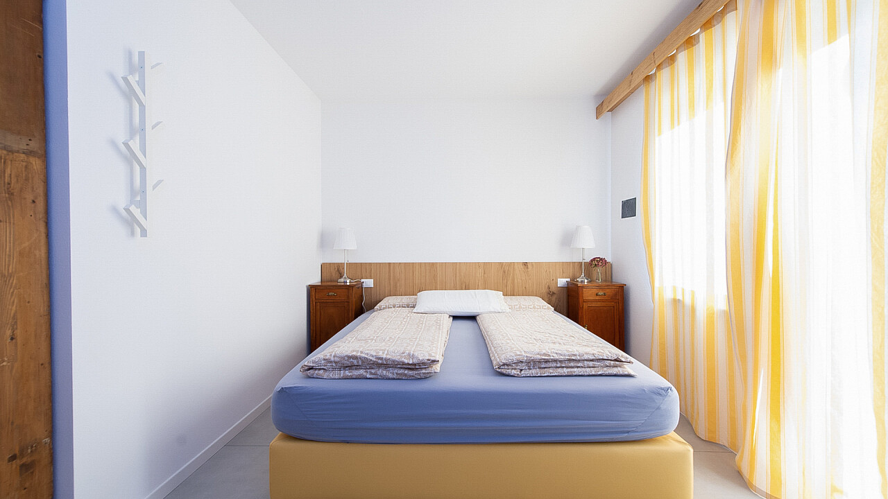 Doppelbett - Mondzimmer - B&B Cheshire Cat from the Moon