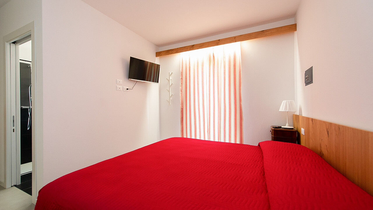 Doppelbett - Zimmer Hexe - B&B Cheshire Cat from the Moon