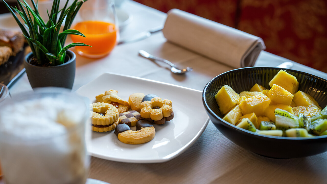 Frühstück - Hotel Des Alpes