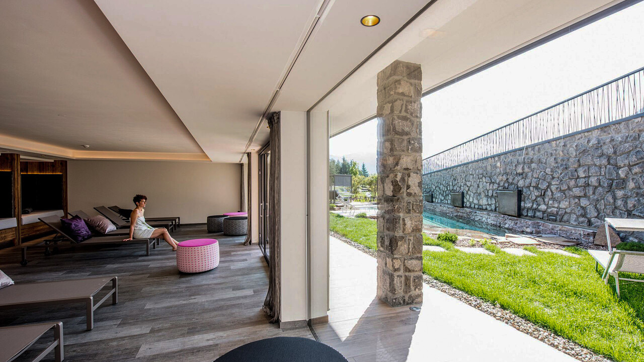 Zona relax esterno - Hotel Pinei Nature & Spirit