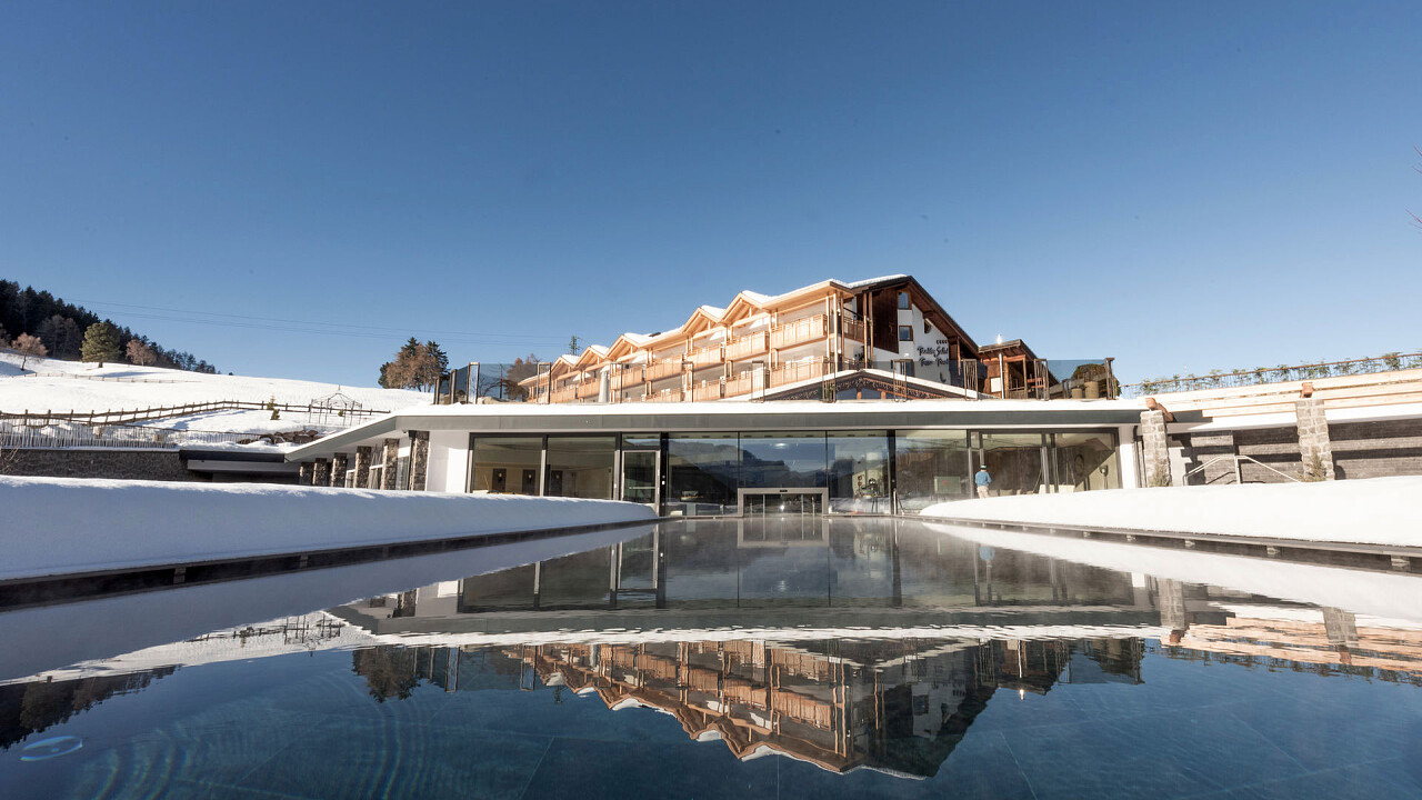 Struttura esterna inverno - Hotel Pinei Nature & Spirit