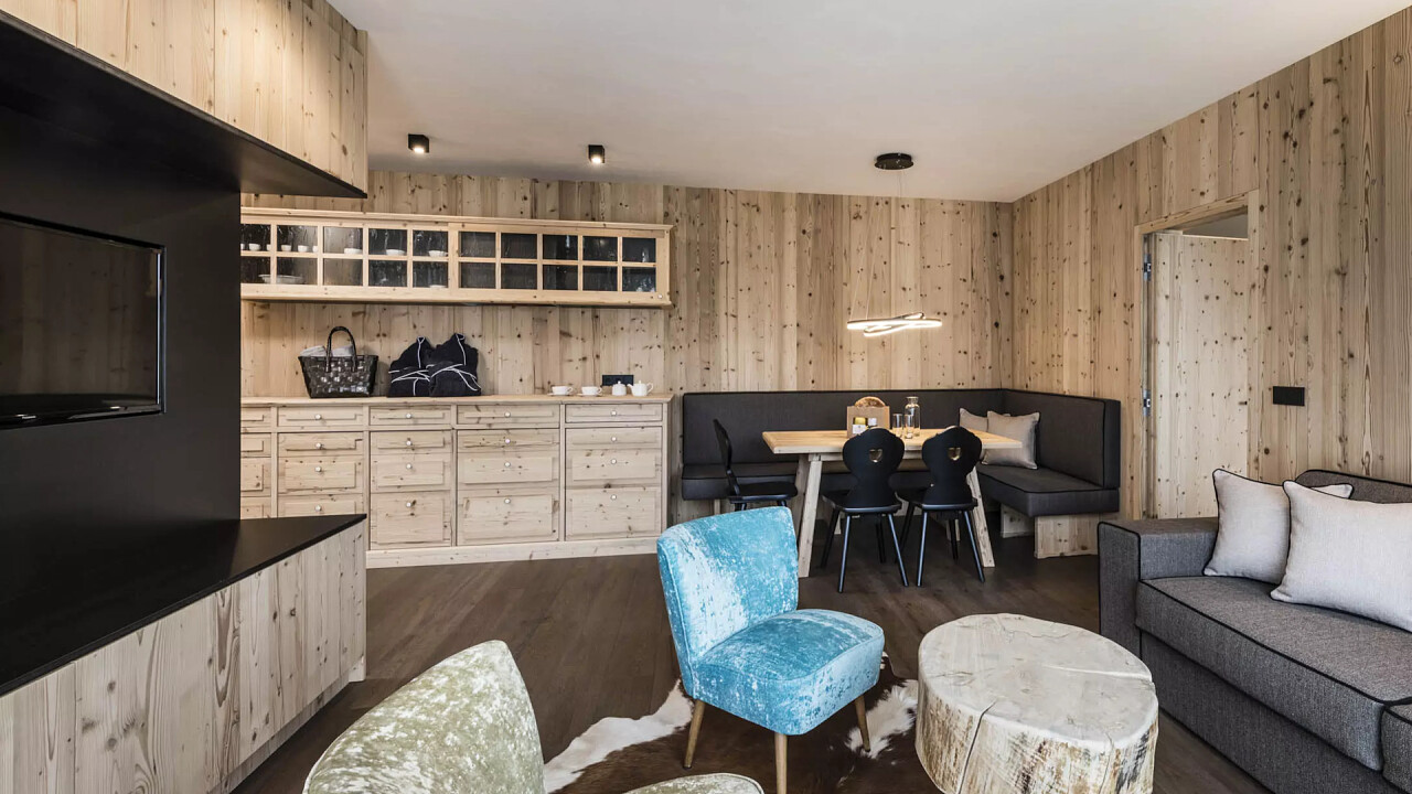 Garden Deluxe Suite - Presulis Hideaway Apartments & Restaurant