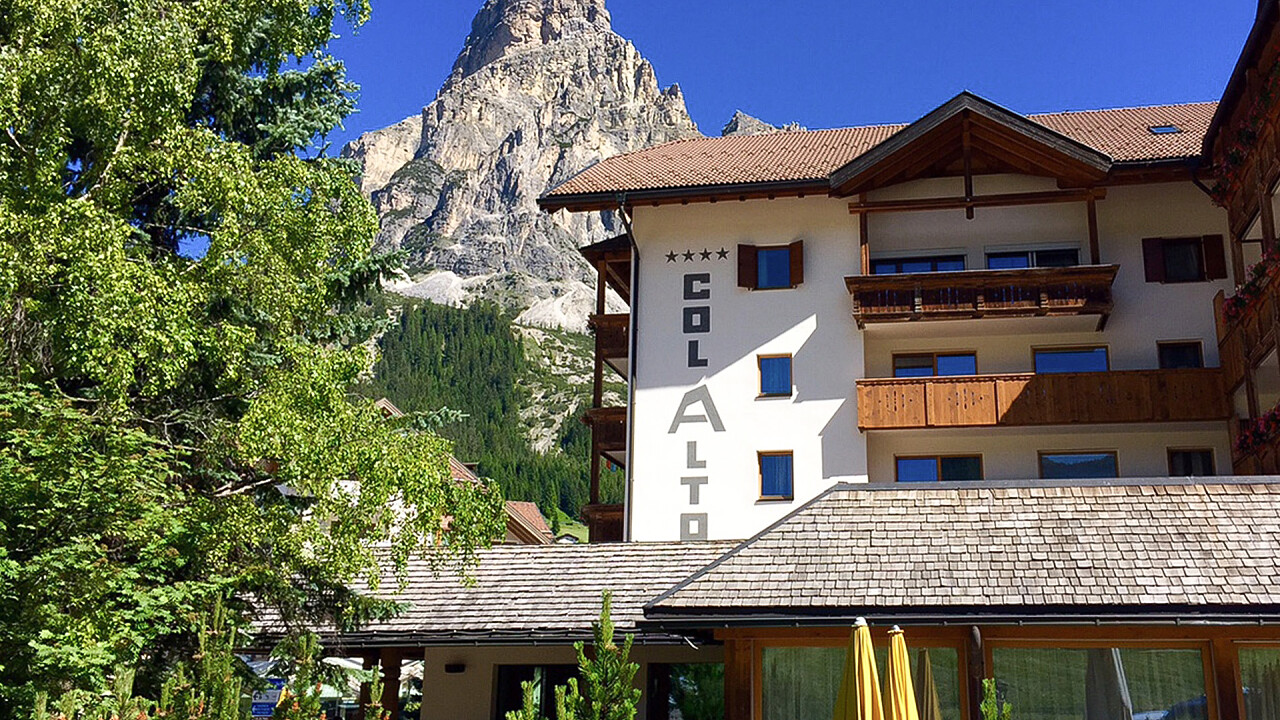 Sommerstruktur im Freien - Hotel Col Alto