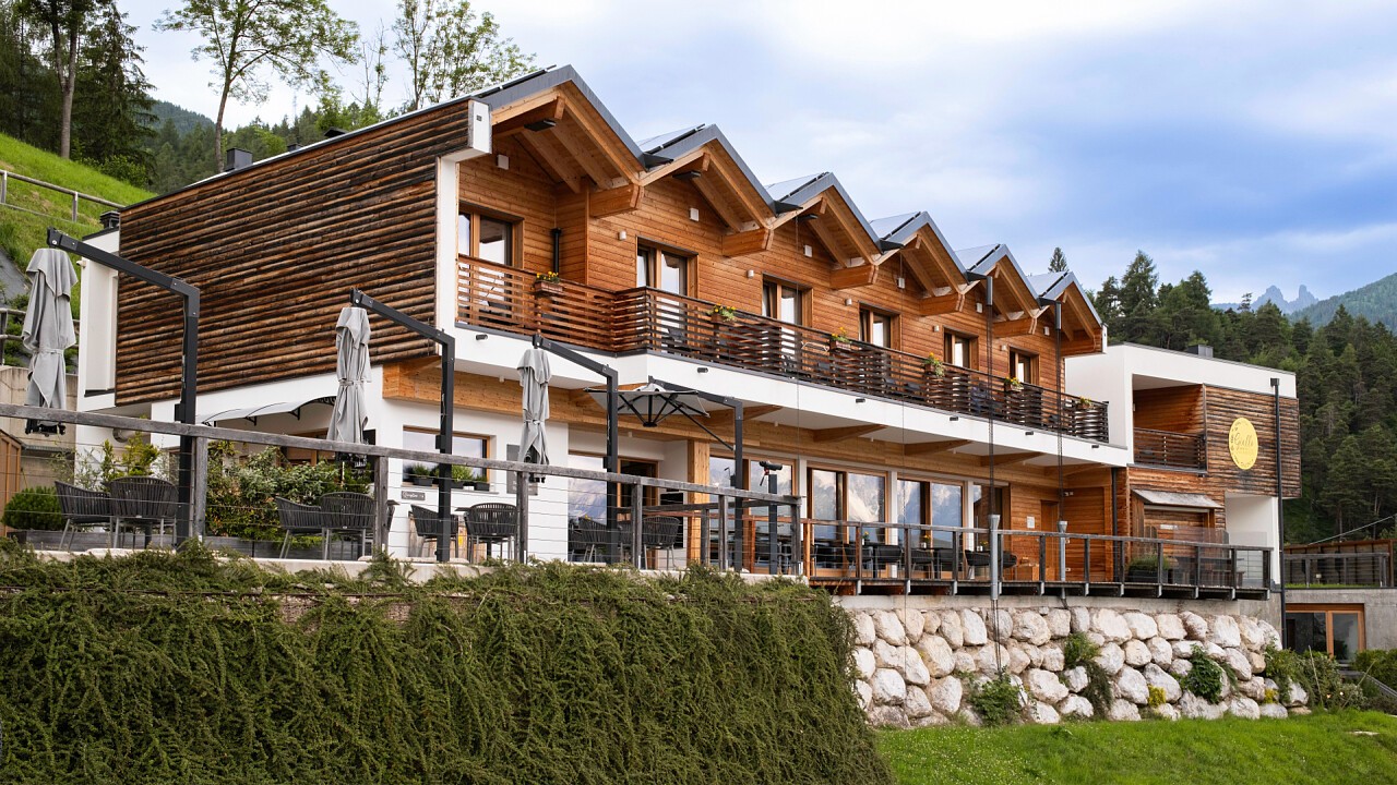 Struttura esterna Locanda Giallo Dolomiti