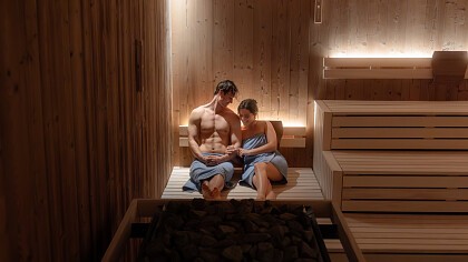 Giardino con sdrai Hotel Tofana Cortina