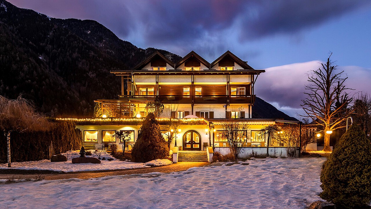 Struttura esterna inverno - Hotel & Benessere Windschar