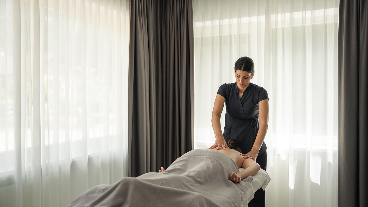 Massaggio rilassante - Hotel & Benessere Windschar