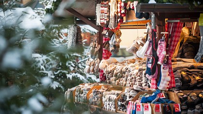 Ragazza a bordo piscina - Hotel & Benessere Windschar