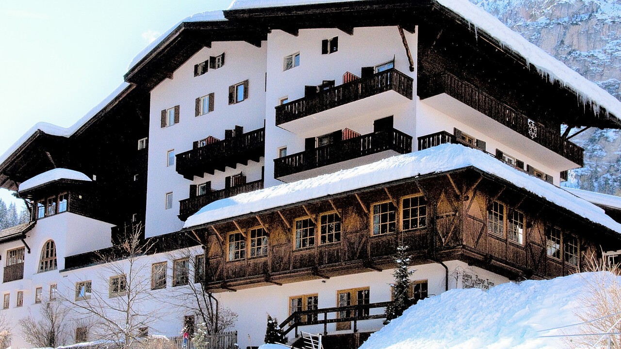 Struttura esterna inverno - Hotel Dolomiti