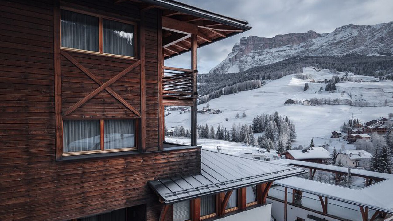 outdoor structure with a view of the Dolomites in winter Soleil - Alpine Lifestyle Hotel