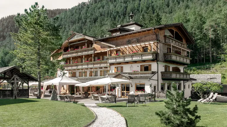 BIOhotel Aqua Bad Cortina & thermal baths