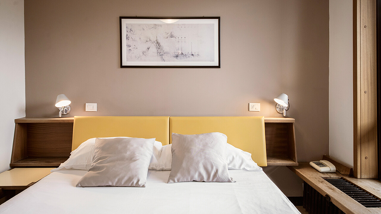 Letto matrimoniale - Hotel Boite