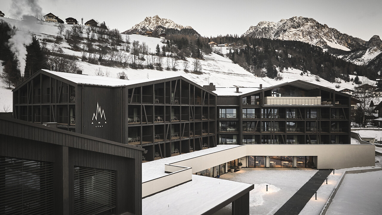 Esterno inverno AMA Stay