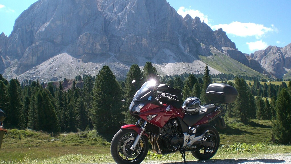Salto nelle Dolomiti