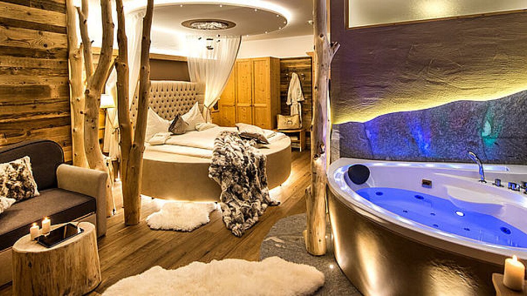 Spa Suite - cover