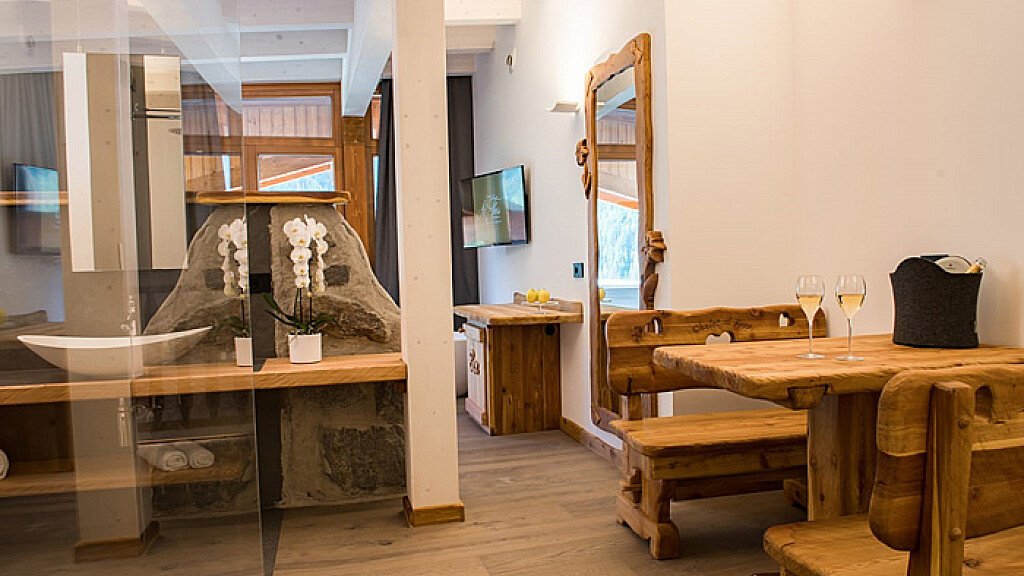 Alpin Lodge - cover