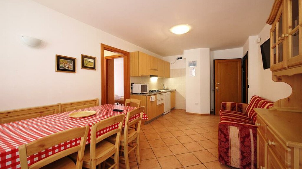 Three-roomed flat for 7 people - cover